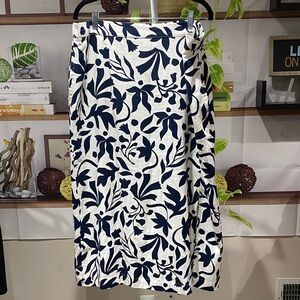 Time and Tru Navy and Cream Floral Midi Skirt